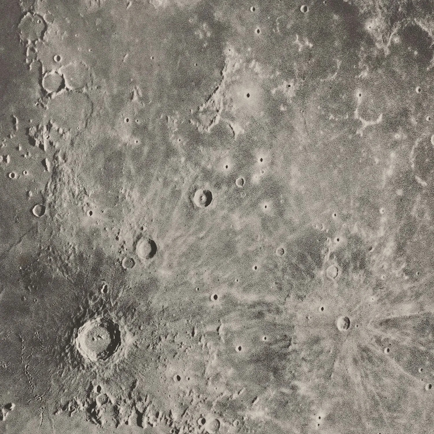 Lunar outposts